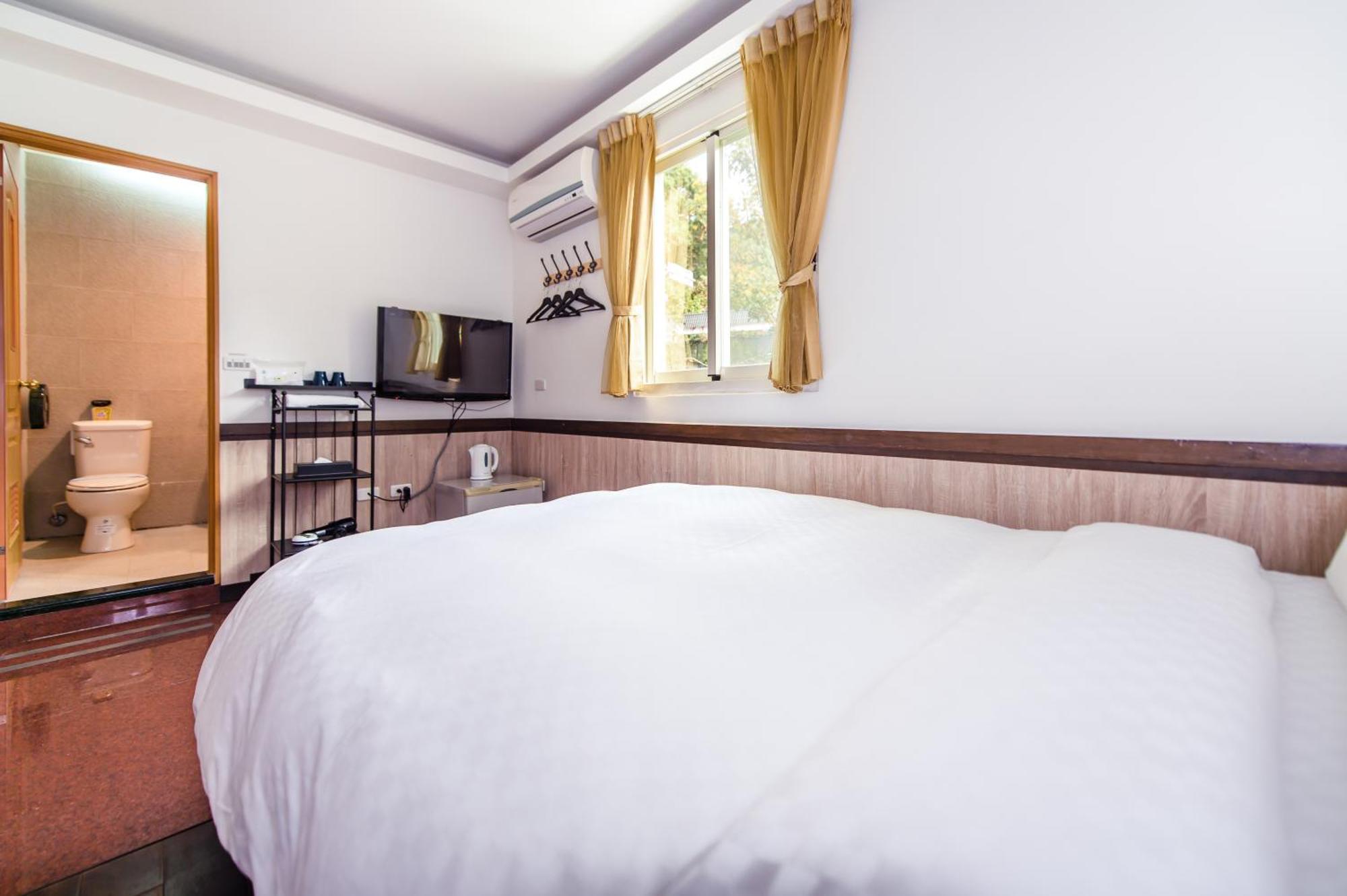 Moonlake B&B Юйчи Номер фото